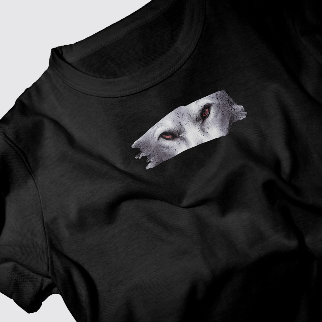 تيشرت الذئب اسود