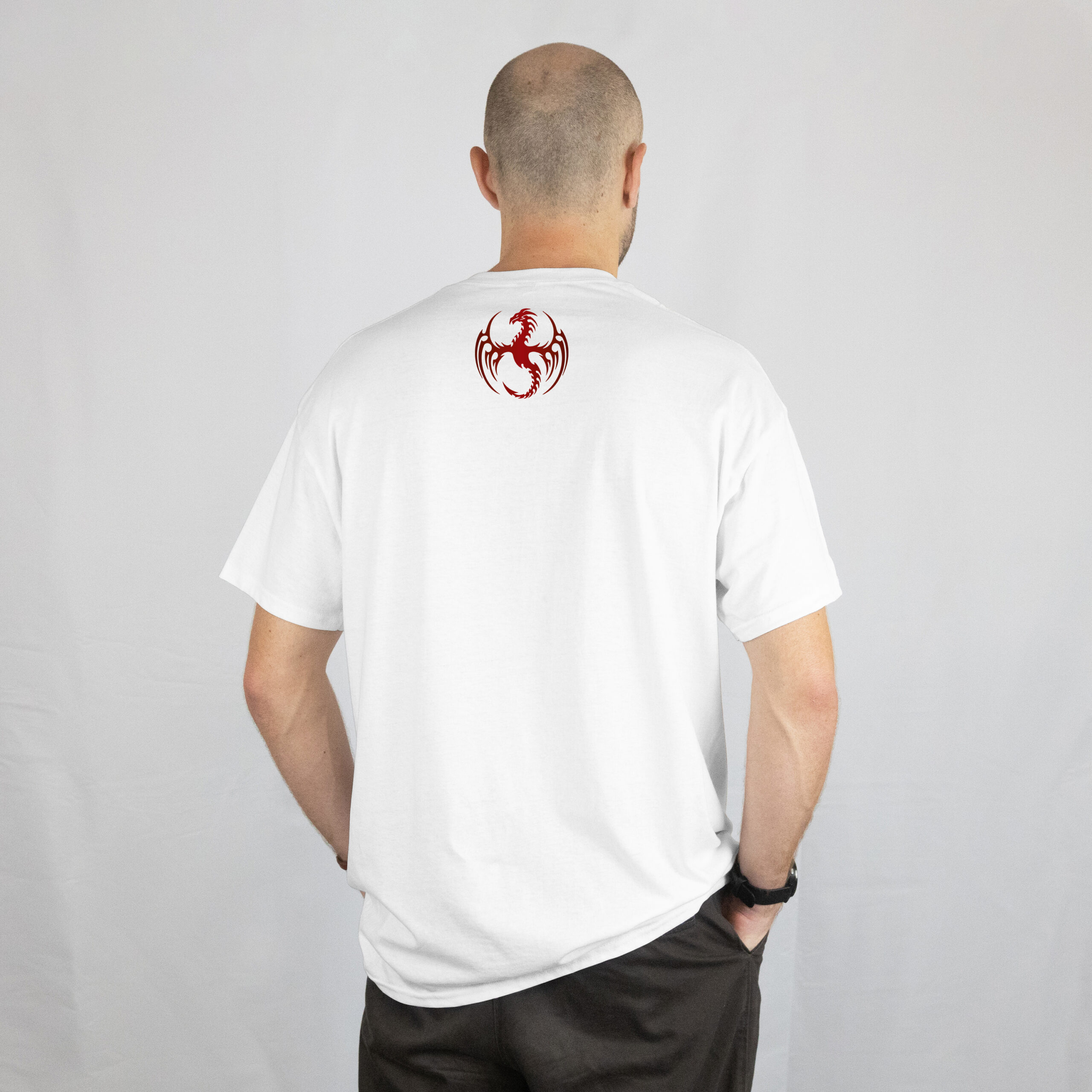 تيشرت تنين ابيض خ