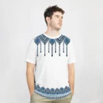 1- تيشيرت بنقشة تراثية زرقاء